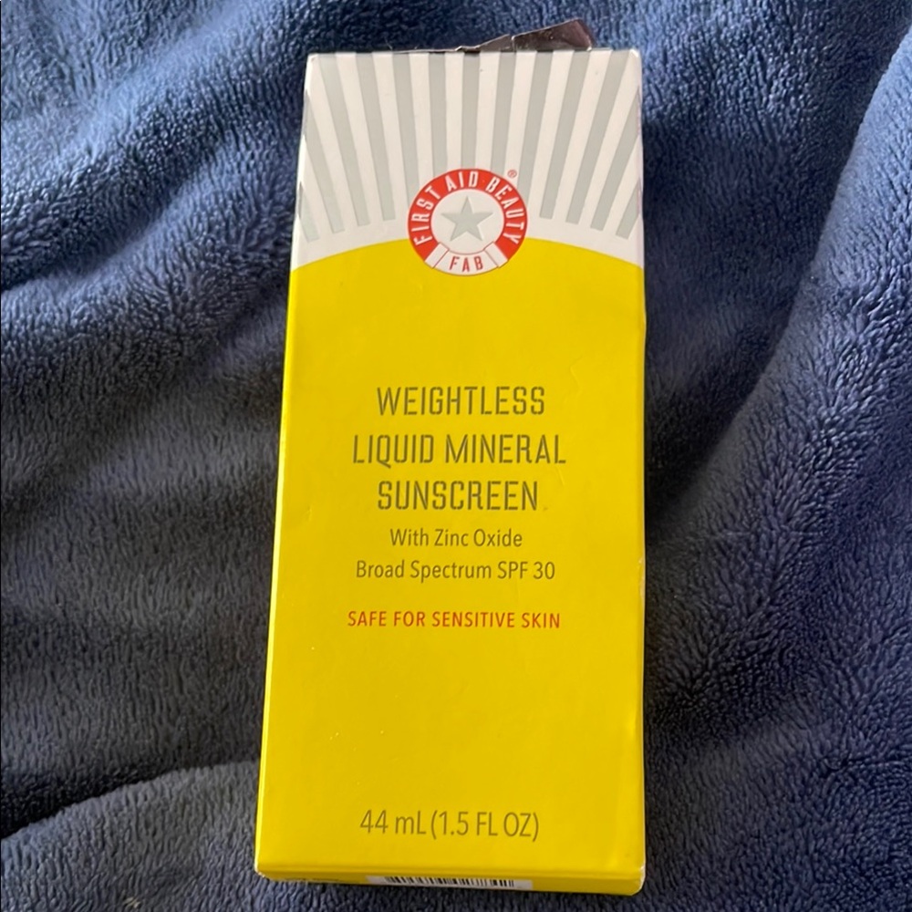 First Aid Beauty Mineral Sunscreen SPF 30-WaysThus seal!